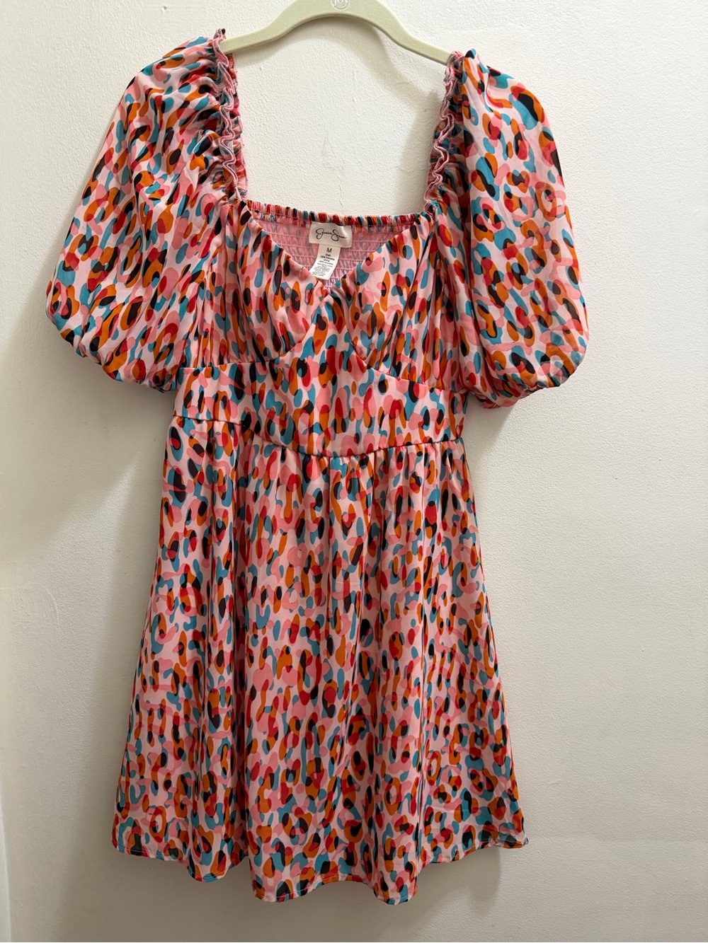 Colorful short sleeved Jessica Simpson dress